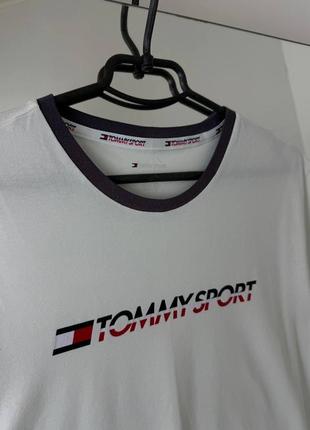 Tommy hilfiger sport мужская белая футболка с лампасами2 фото