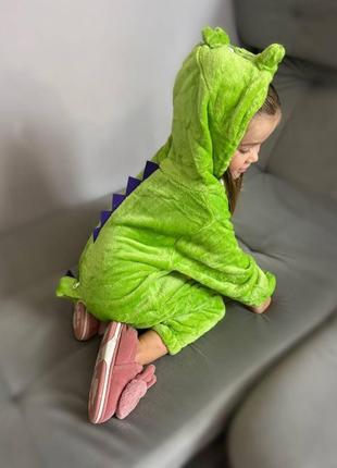 Пижама кигуруми динозавр зеленый для детей2 фото