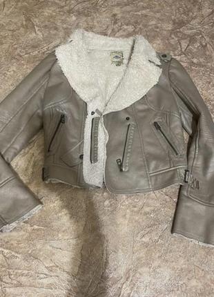 Укорочена дублянка на хутрі , повністю натуральна