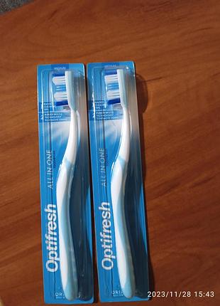 Зубная щетка medium