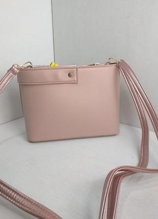 Сумка пудровая небольшая нежно розовая с интересной ручкой 78938378