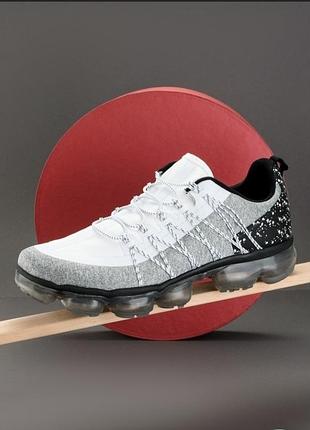 Сірі білі чоловічі кросівки масивні модні кроси