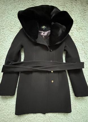 Пальто женское теплое зимнее коричневое капюшон6 фото