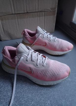 Кросівки nike odyssey react