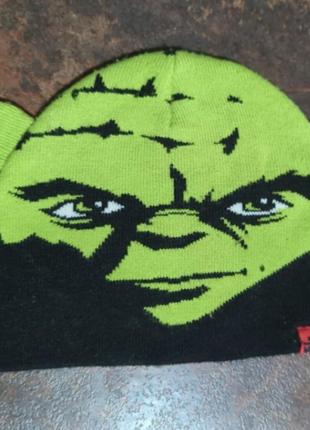 Шапка star wars yoda