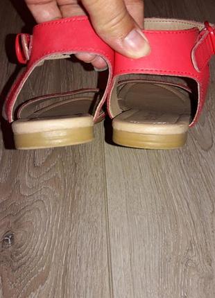 Босоножки marks&spencer р.33 8