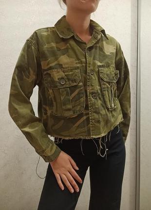 Джинсова вкорочена курточка хакі3 фото