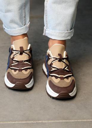 Кросівки жіночі коричневі5 фото