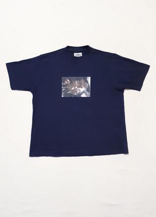 Umbro футболка укорочена  синя з абстрактним принтом оверсайз р s