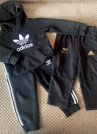 Спортивний костюм adidas