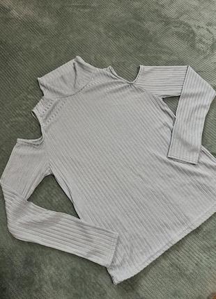 Гольф з відкритими плечима