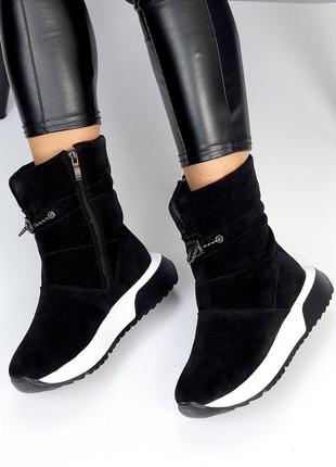 Черные ботинки натуральная замша