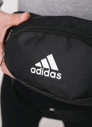 Бананка черная adidas лого белая (маленькая накатка)3 фото