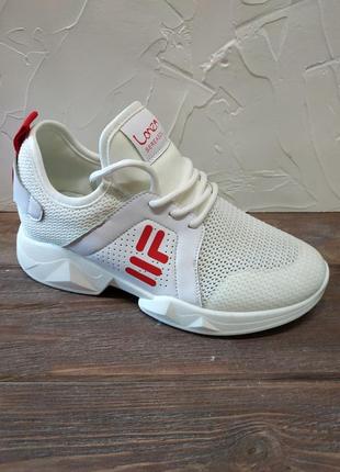 Кроссовки летние белые