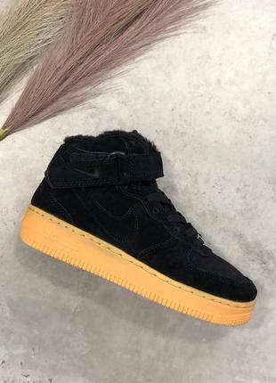 Зимние замши кроссовки nike air force 1 mid black winter