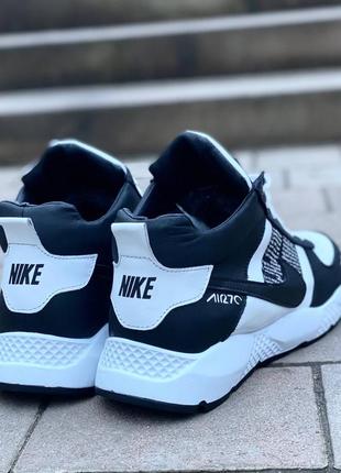 Шкіряні зимові теплі кросівки
nike air 270 white/black2 фото