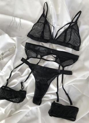 Черный сексуальный набор женского кружевного белья в мелкую сеточку с поясом для чулок2 фото