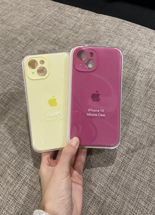 Чехол на айфон 14