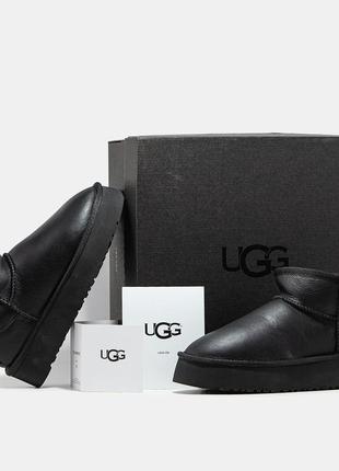 Ugg classic mini черные кожаные зимние угги унисекс женские теплые, стильные сапоги5 фото