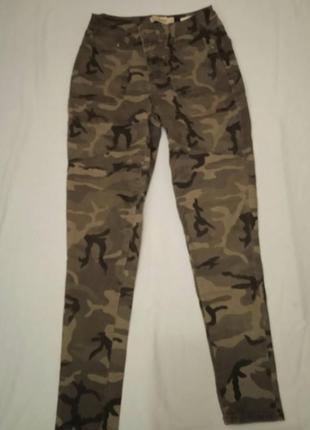 Джинси скіні камуфляж ci sono