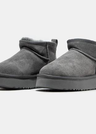 Ugg classic mini серые замшевые зимние угги унисекс женские теплые, стильные сапоги 36-412 фото