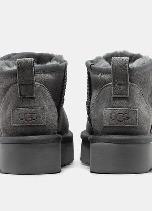 Ugg classic mini серые замшевые зимние угги унисекс женские теплые, стильные сапоги 36-413 фото