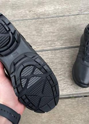 Чоловічі шкіряні кросівки зимові adidas високі з натуральної шкіри, утеплені вовною чорні4 фото