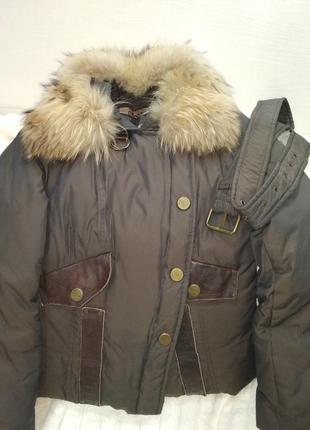 Женский пуховик. куртка. натуральный мех.