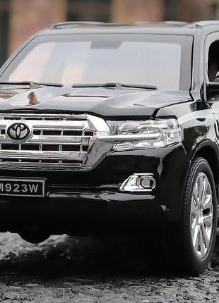 Металева машинка toyota land cruiser8 фото