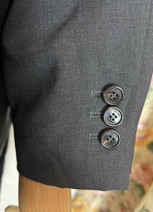 Серый жакет,пиджак, блейзер, офисный, классический стиль,люкс бренд,escada,3 фото