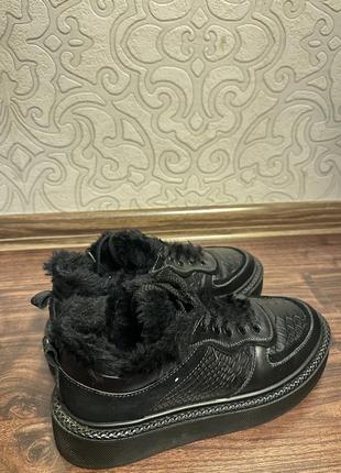 Зимние ботинки с мехом2 фото