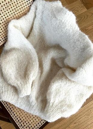 Базовий светр оверсайз з вовни альпака