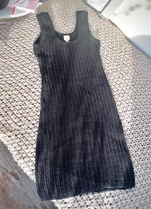Вязаное платье из плотной пряжи