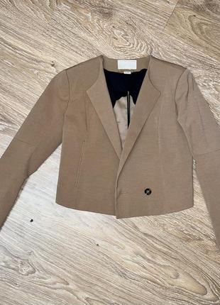 Укороченный пиджак с разрезами h&amp;m zara укороченный пиджак блейзер жакет новая коллекция
