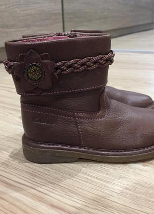 Кожаные сапожки clarks