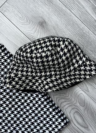 Тепла панама в гусячу лапку