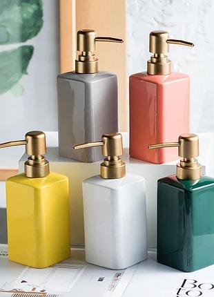 Стильный диспенсер для мыла из керамики на 320 мл, бутылка с дозптором для жидкого...