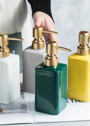 Стильный диспенсер для мыла из керамики на 320 мл, бутылка с дозптором для жидкого...