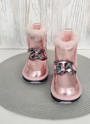 Класні дитячі угги на дівчаток 💗 неймовірно гарні чобітки зимові3 фото
