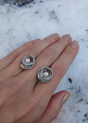Серебряные серьги с жемчужинами