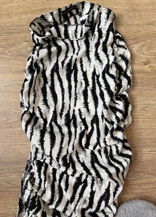 Черная тканая юбка мидакси с разрезом по бокам и принтом зебры prettylittlething размер 346 фото