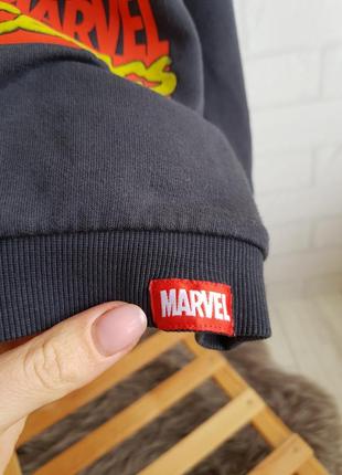 Серый свитшот с супер героями "marvel" (флис)👬
фирмы m&amp;s
4/5 рочков (110см)
состояние: отличное5 фото