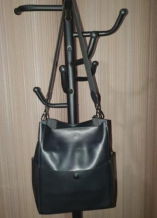 Сумка черного цвета