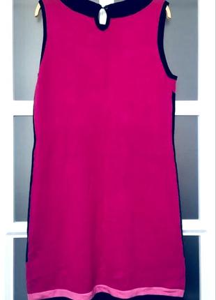 Трендовое трикотажное платье цвета фуксии2 фото