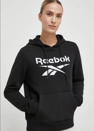 Кофта/худі на флісі reebok жіноча, колір чорний з капюшоном та принтом, оригінал