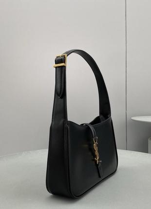 Черная женская кожаная сумка в стиле yves saint laurent ysl le 5 à 7 ив сен лоран кожаная кожа2 фото