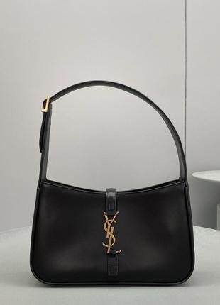 Черная женская кожаная сумка в стиле yves saint laurent ysl le 5 à 7 ив сен лоран кожаная кожа1 фото