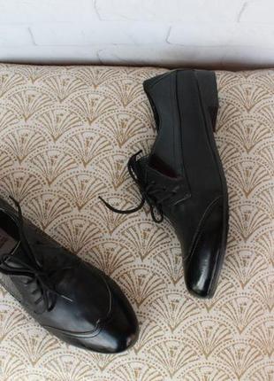 Кожаные туфли на шнурках, оксфорды, броги 36, 37 размера на низком ходу
