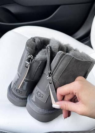 Уггі жіночі сірі (графітові) замшеві ugg zip mini grey lacquer 1 zip