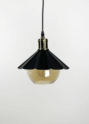 Подвесной светильник в стиле loft с янтарным плафоном2 фото